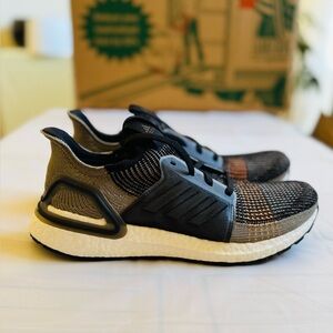 Adidas ultraboost 19 new in original box